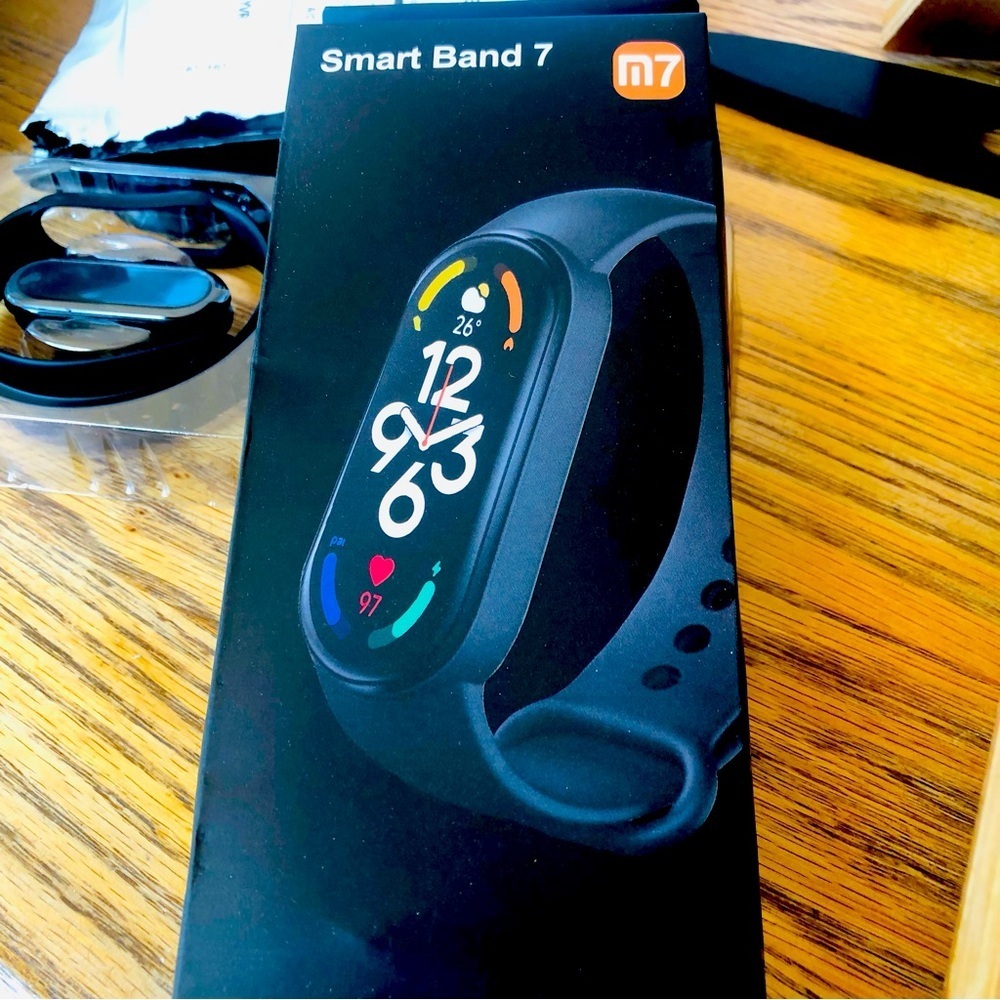Smart Band 7 Black Multifunction Fitness Tracker Blood Oxygen  Bluetooth